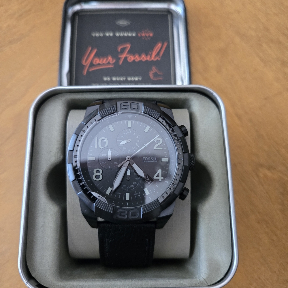 Fossil watch, black leather band, large face